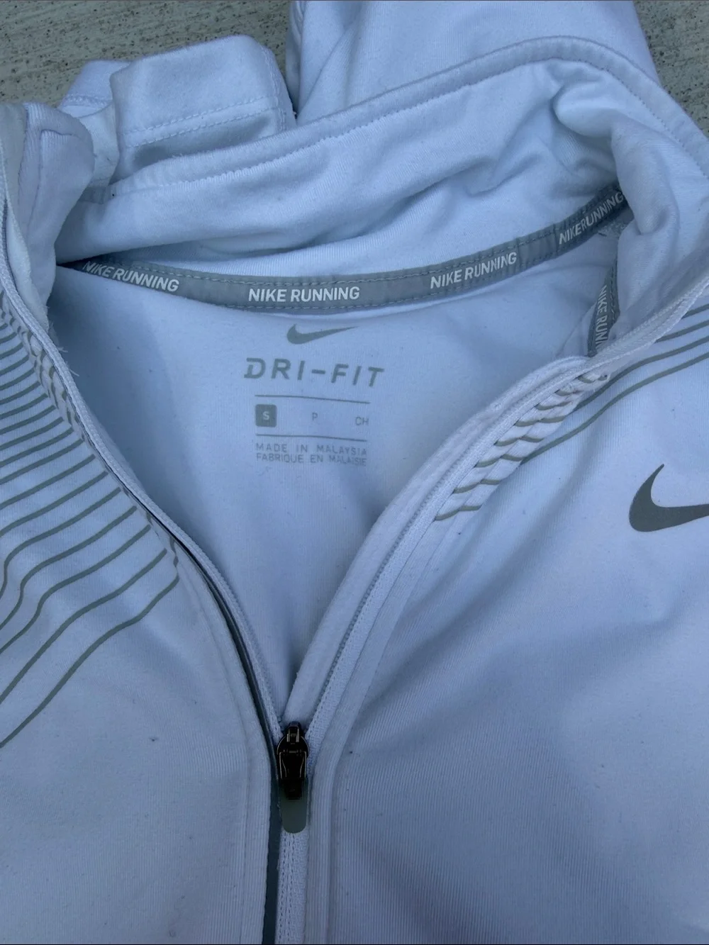 Nike Women's Long Sleeve Performance Tops  dri-fit running